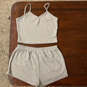 Gray cropped lounge set